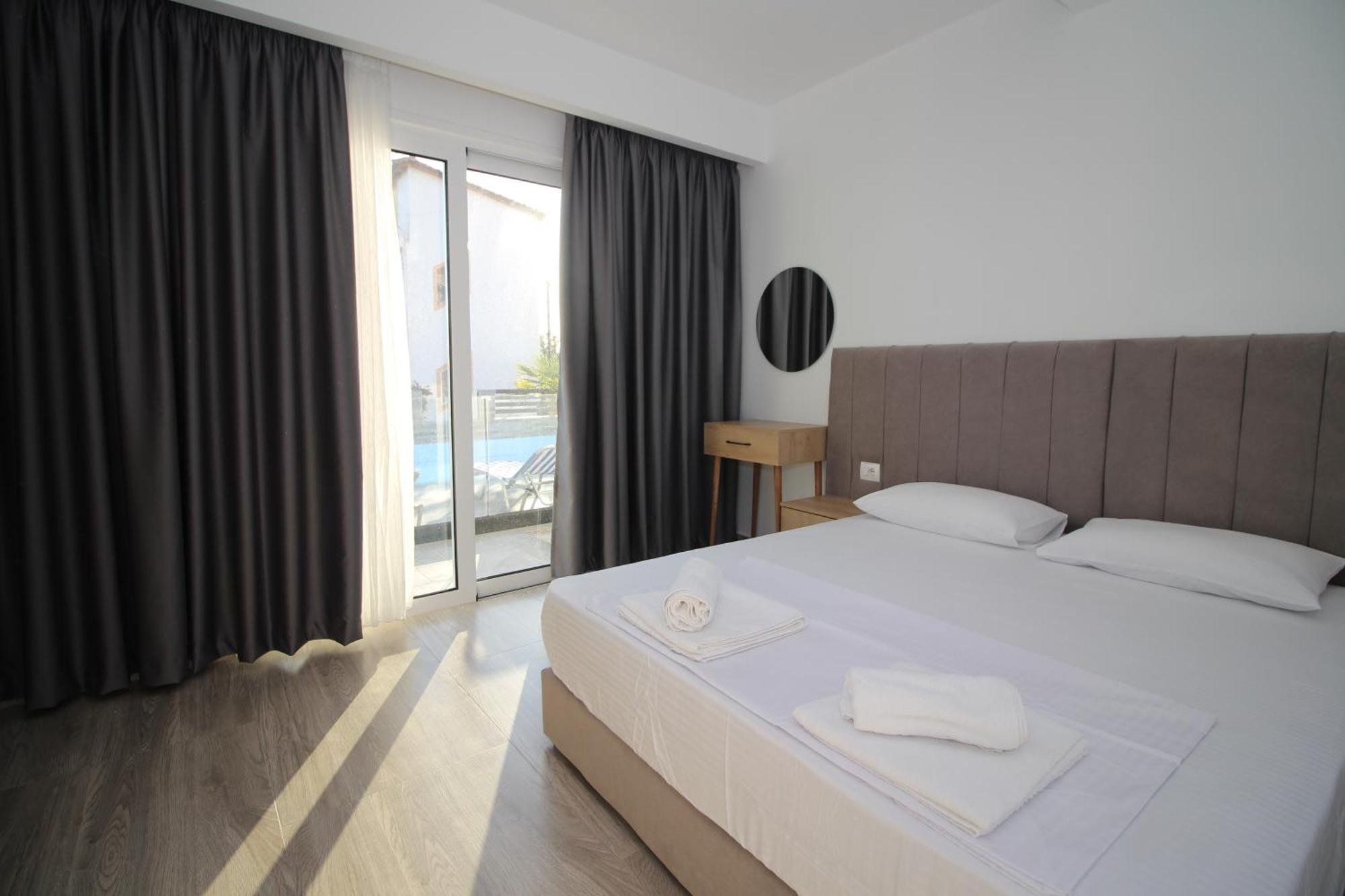 Serenity Apartments Ksamil Eksteriør billede